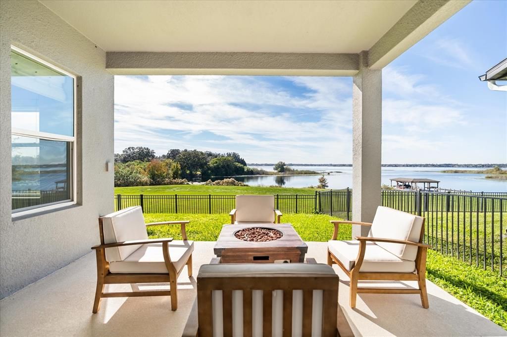 En Venta: $1,450,000 (5 camas, 4 baños, 3989 Pies cuadrados)