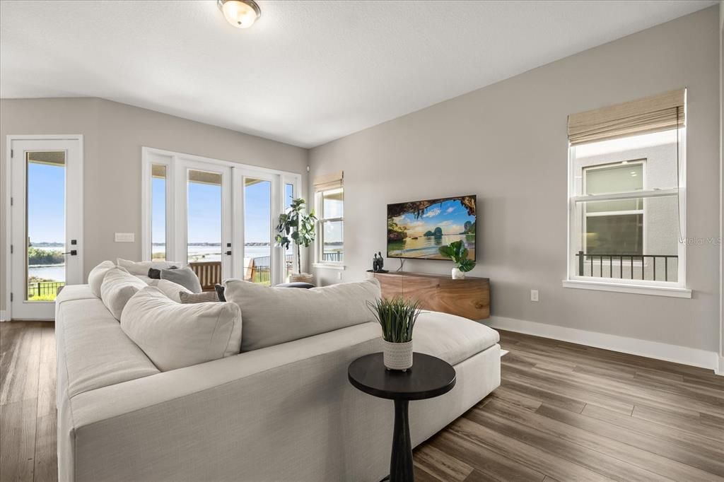 En Venta: $1,450,000 (5 camas, 4 baños, 3989 Pies cuadrados)