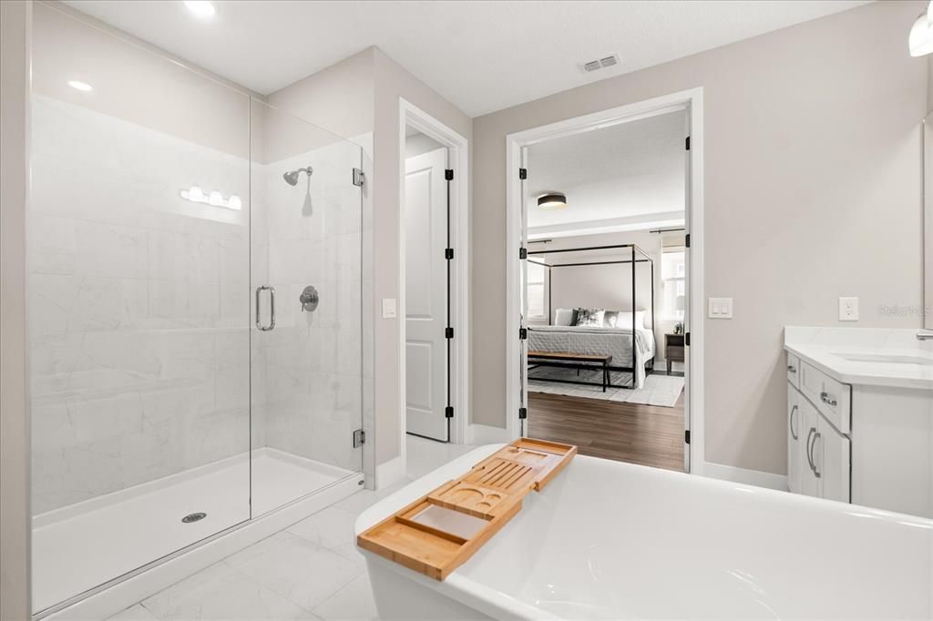 En Venta: $1,450,000 (5 camas, 4 baños, 3989 Pies cuadrados)