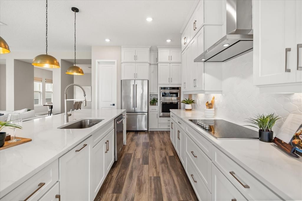 En Venta: $1,450,000 (5 camas, 4 baños, 3989 Pies cuadrados)