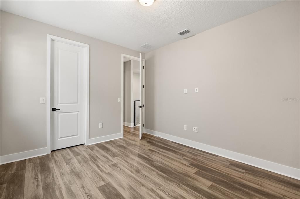 En Venta: $1,450,000 (5 camas, 4 baños, 3989 Pies cuadrados)