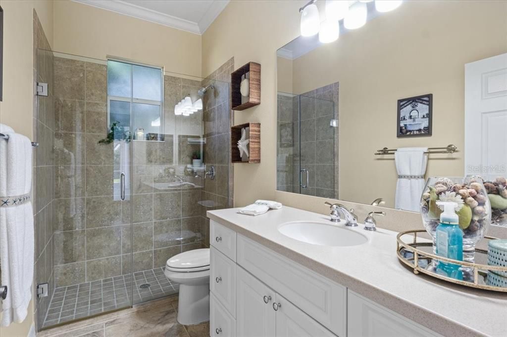 En Venta: $850,000 (3 camas, 3 baños, 3202 Pies cuadrados)