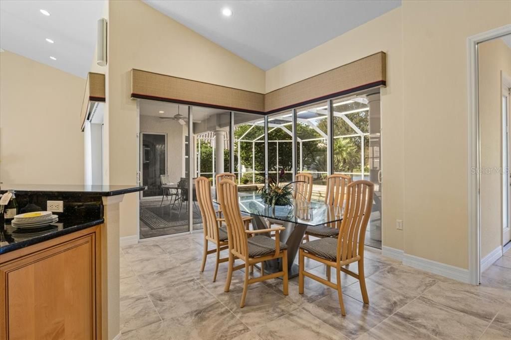 En Venta: $850,000 (3 camas, 3 baños, 3202 Pies cuadrados)