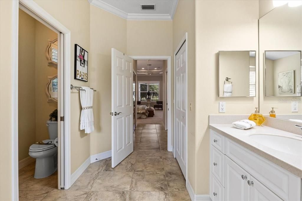 En Venta: $850,000 (3 camas, 3 baños, 3202 Pies cuadrados)