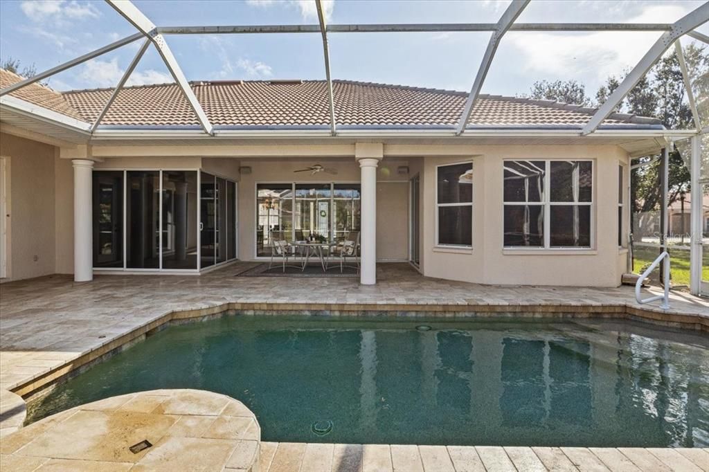 En Venta: $850,000 (3 camas, 3 baños, 3202 Pies cuadrados)