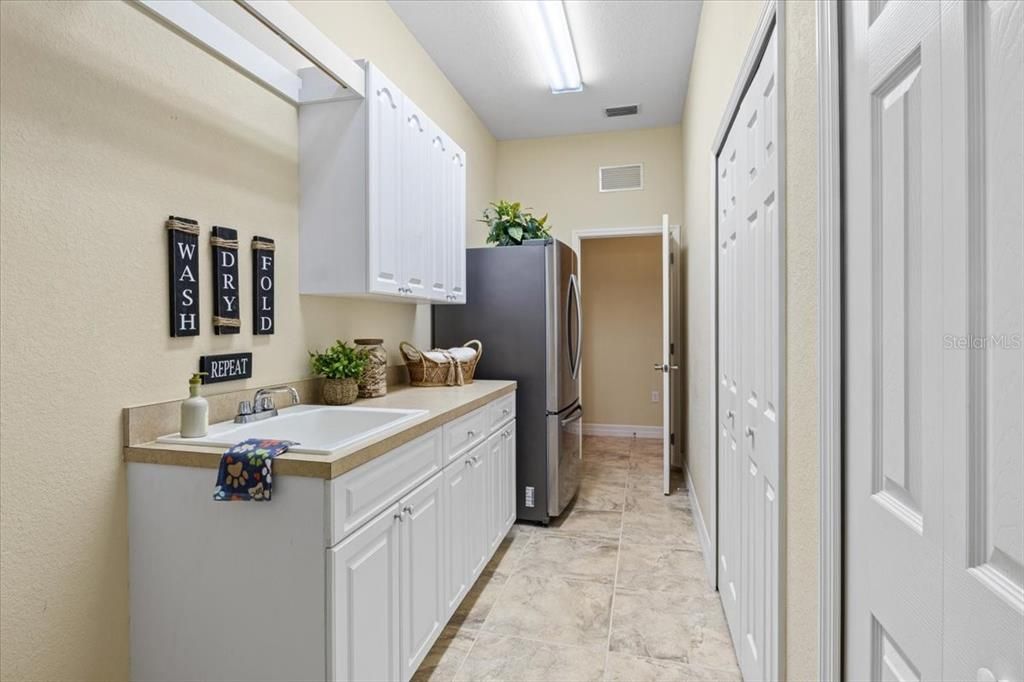 En Venta: $850,000 (3 camas, 3 baños, 3202 Pies cuadrados)