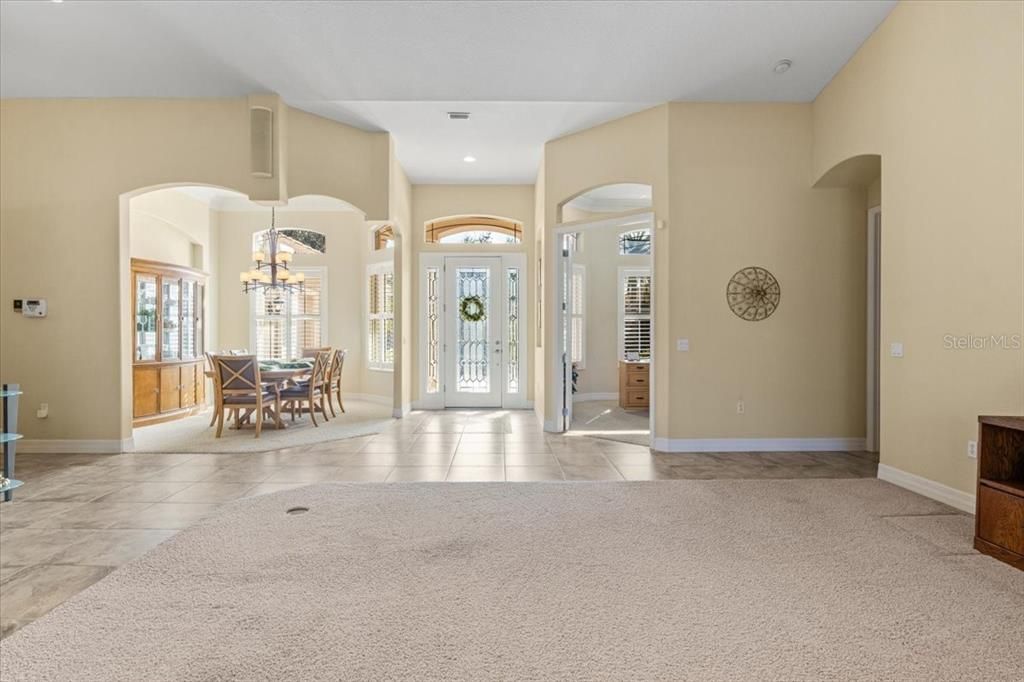 En Venta: $850,000 (3 camas, 3 baños, 3202 Pies cuadrados)