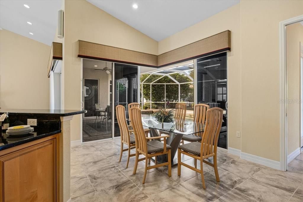 En Venta: $850,000 (3 camas, 3 baños, 3202 Pies cuadrados)