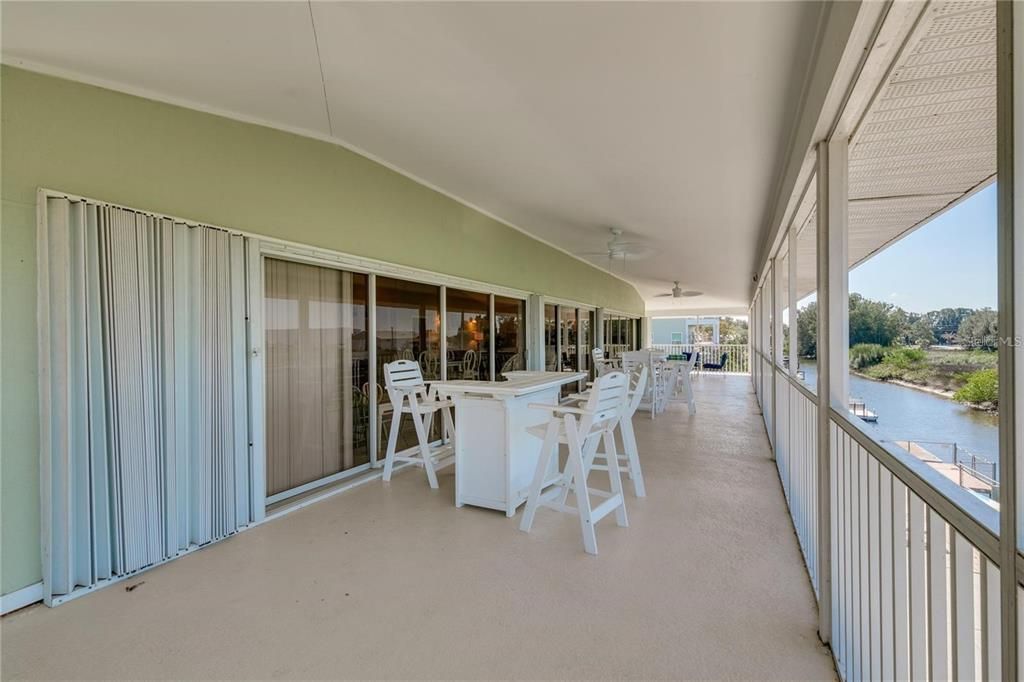 For Sale: $1,100,000 (3 beds, 2 baths, 3888 Square Feet)