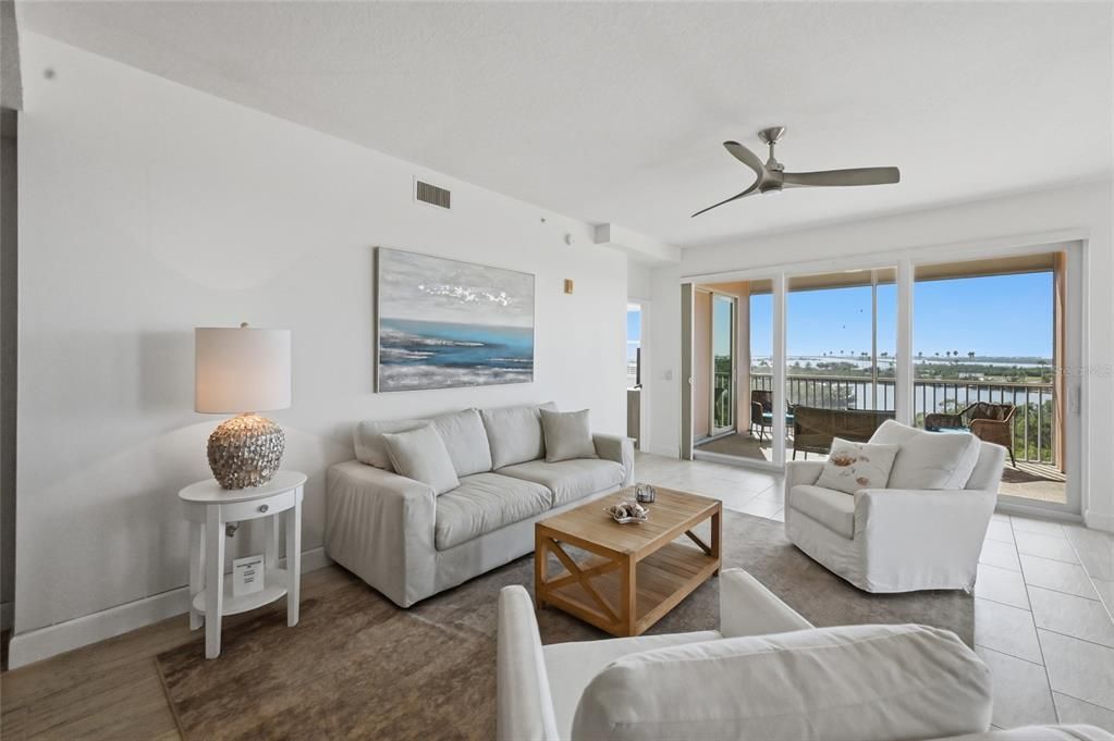 待售: $899,500 (3 贝兹, 3 浴室, 2138 平方英尺)