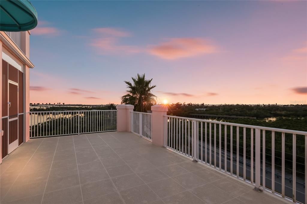 待售: $899,500 (3 贝兹, 3 浴室, 2138 平方英尺)