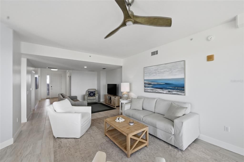 待售: $899,500 (3 贝兹, 3 浴室, 2138 平方英尺)