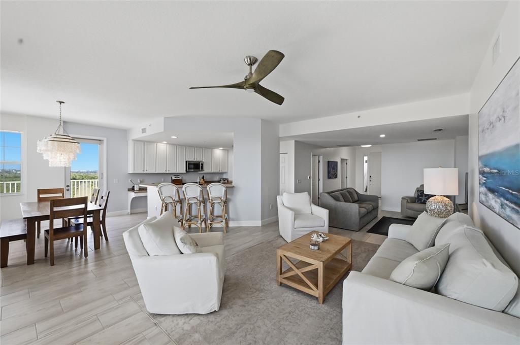 待售: $899,500 (3 贝兹, 3 浴室, 2138 平方英尺)