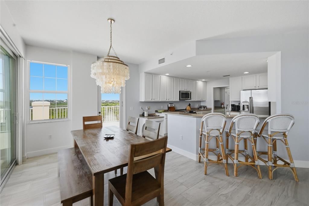 待售: $899,500 (3 贝兹, 3 浴室, 2138 平方英尺)