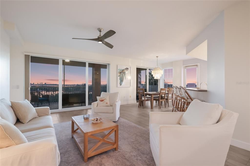 待售: $899,500 (3 贝兹, 3 浴室, 2138 平方英尺)