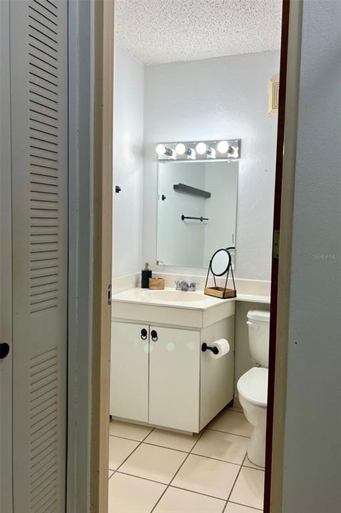 For Rent: $1,500 (3 beds, 2 baths, 1033 Square Feet)