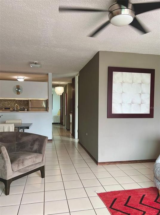 For Rent: $1,500 (3 beds, 2 baths, 1033 Square Feet)