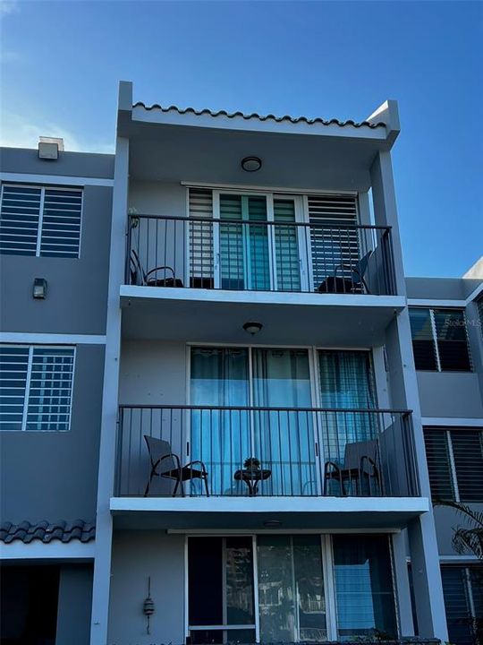 For Rent: $1,500 (3 beds, 2 baths, 1033 Square Feet)