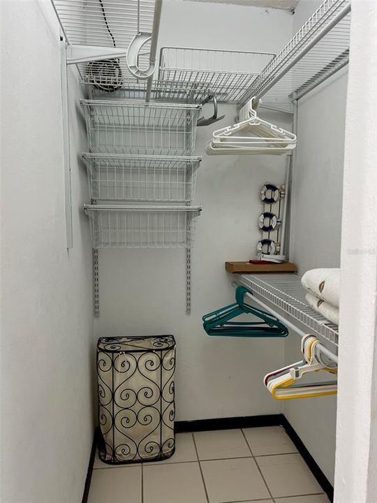 For Rent: $1,500 (3 beds, 2 baths, 1033 Square Feet)