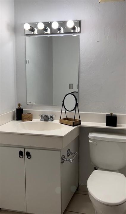 For Rent: $1,500 (3 beds, 2 baths, 1033 Square Feet)