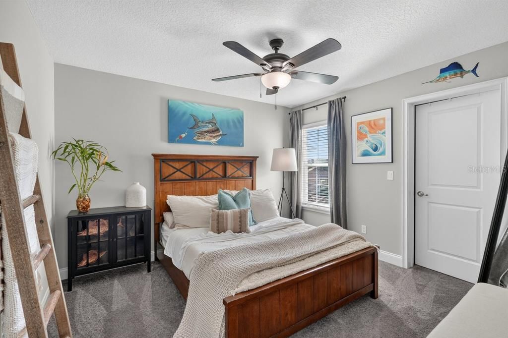 На продажу: $429,000 (4 спален, 3 ванн, 2402 Квадратных фут)