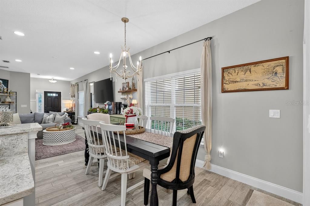 На продажу: $429,000 (4 спален, 3 ванн, 2402 Квадратных фут)