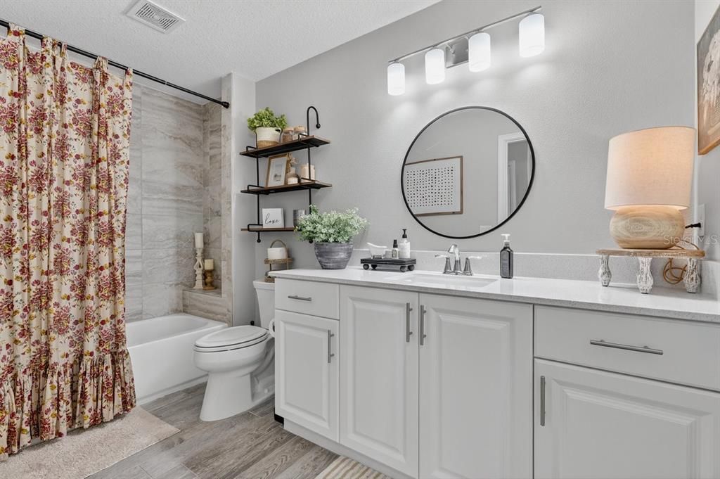 На продажу: $429,000 (4 спален, 3 ванн, 2402 Квадратных фут)