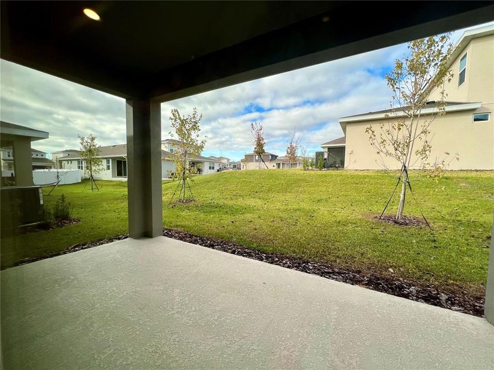 For Sale: $499,990 (4 beds, 2 baths, 1884 Square Feet)