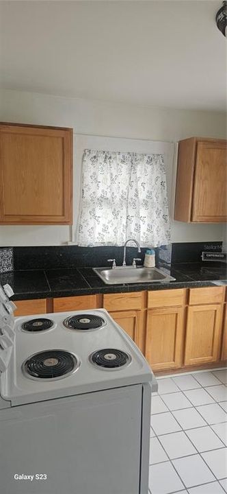 В аренду: $1,995 (2 спален, 1 ванн, 932 Квадратных фут)