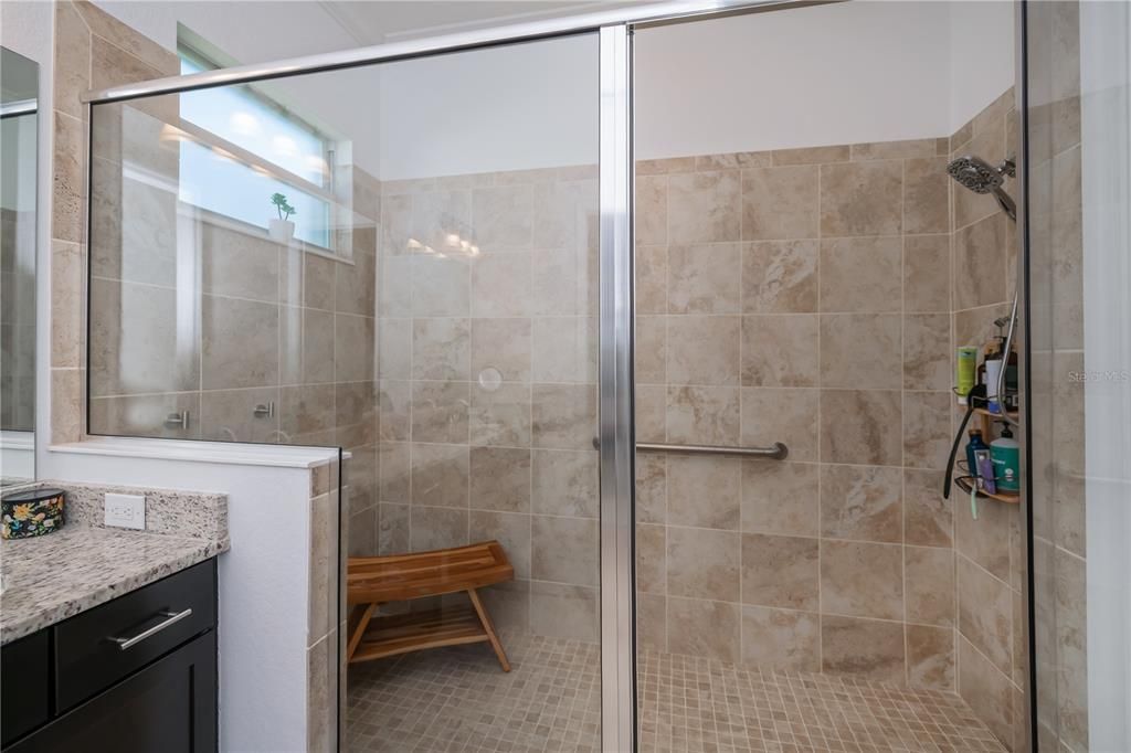 待售: $725,000 (4 贝兹, 3 浴室, 2245 平方英尺)