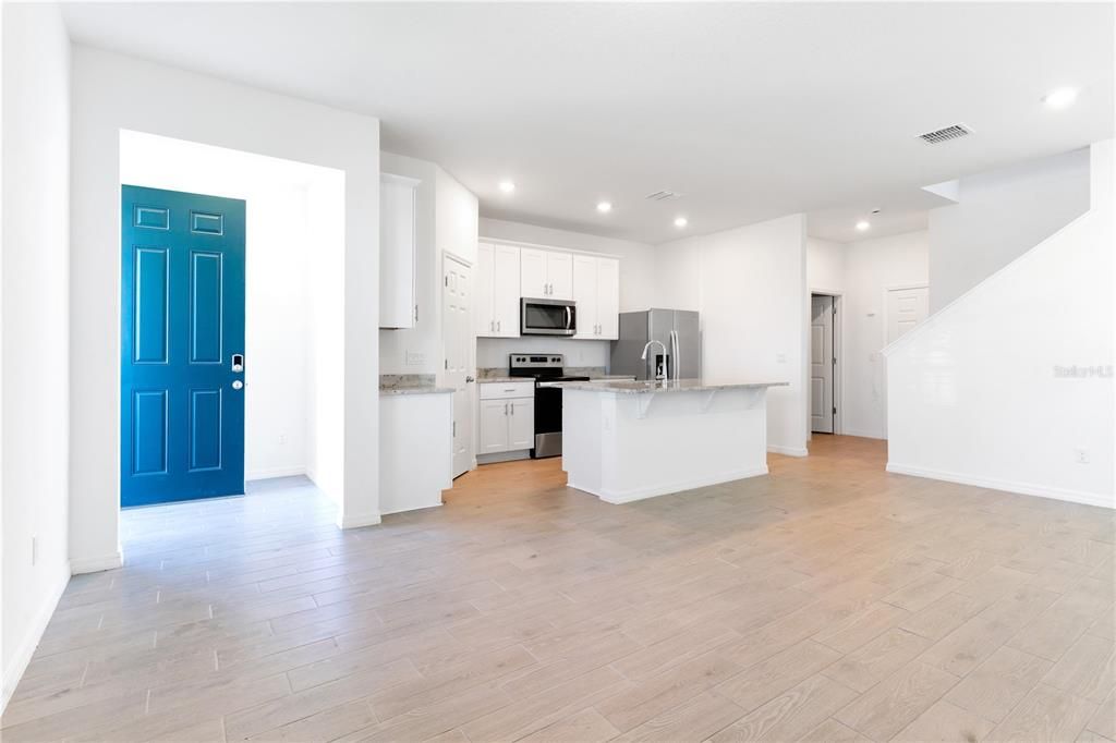 For Sale: $380,000 (3 beds, 2 baths, 1678 Square Feet)