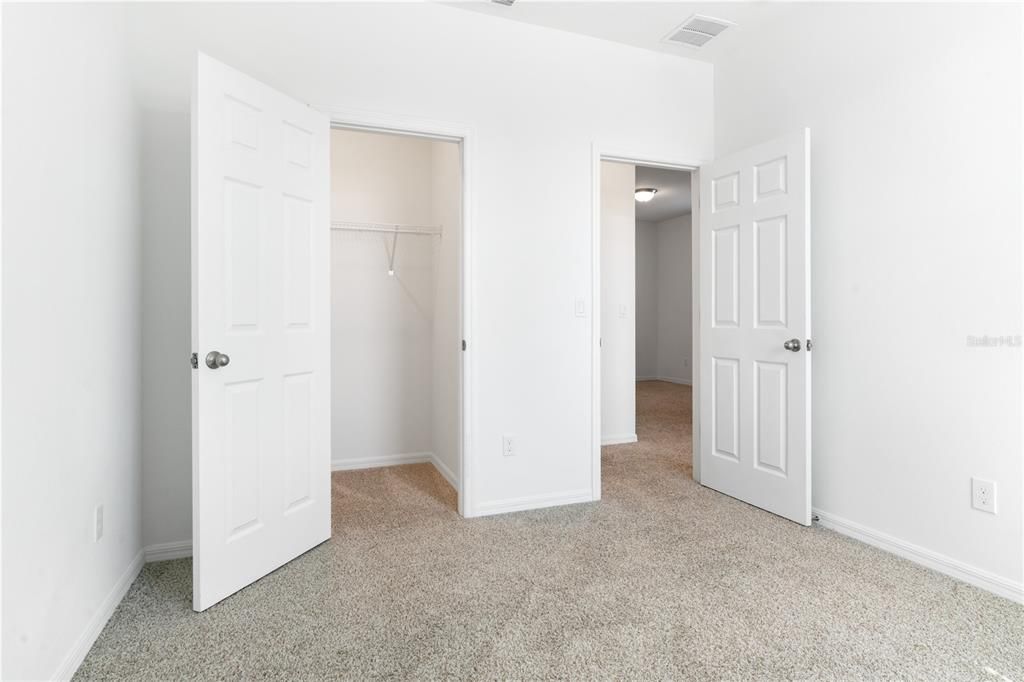 For Sale: $380,000 (3 beds, 2 baths, 1678 Square Feet)