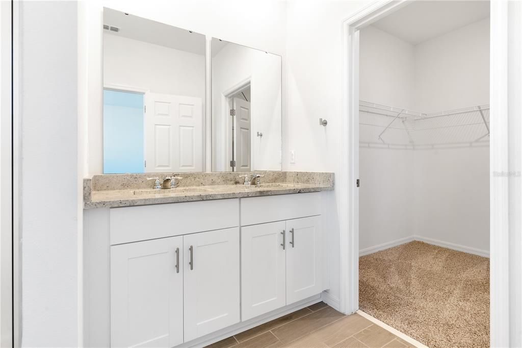 For Sale: $380,000 (3 beds, 2 baths, 1678 Square Feet)