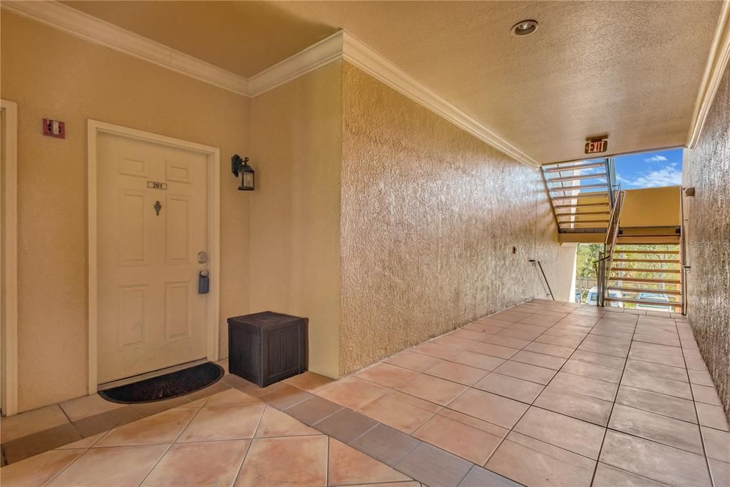 待售: $264,999 (2 贝兹, 2 浴室, 1140 平方英尺)