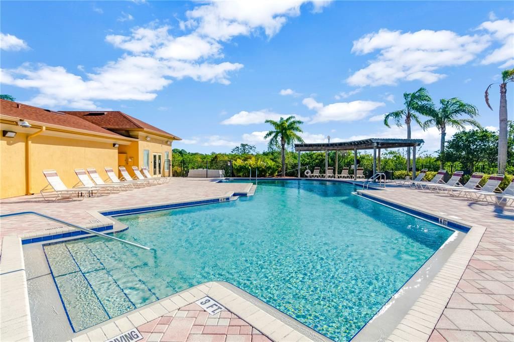 待售: $264,999 (2 贝兹, 2 浴室, 1140 平方英尺)