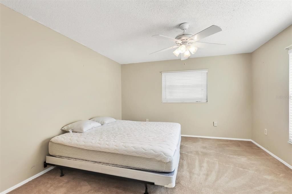 For Sale: $459,400 (3 beds, 2 baths, 1580 Square Feet)