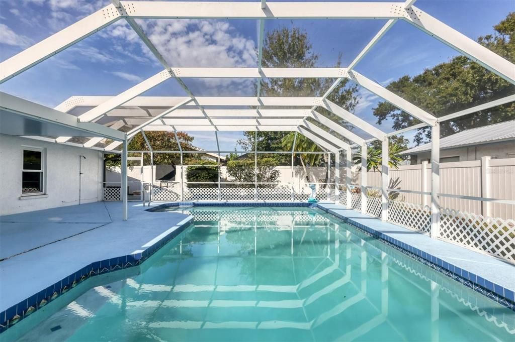 For Sale: $459,400 (3 beds, 2 baths, 1580 Square Feet)