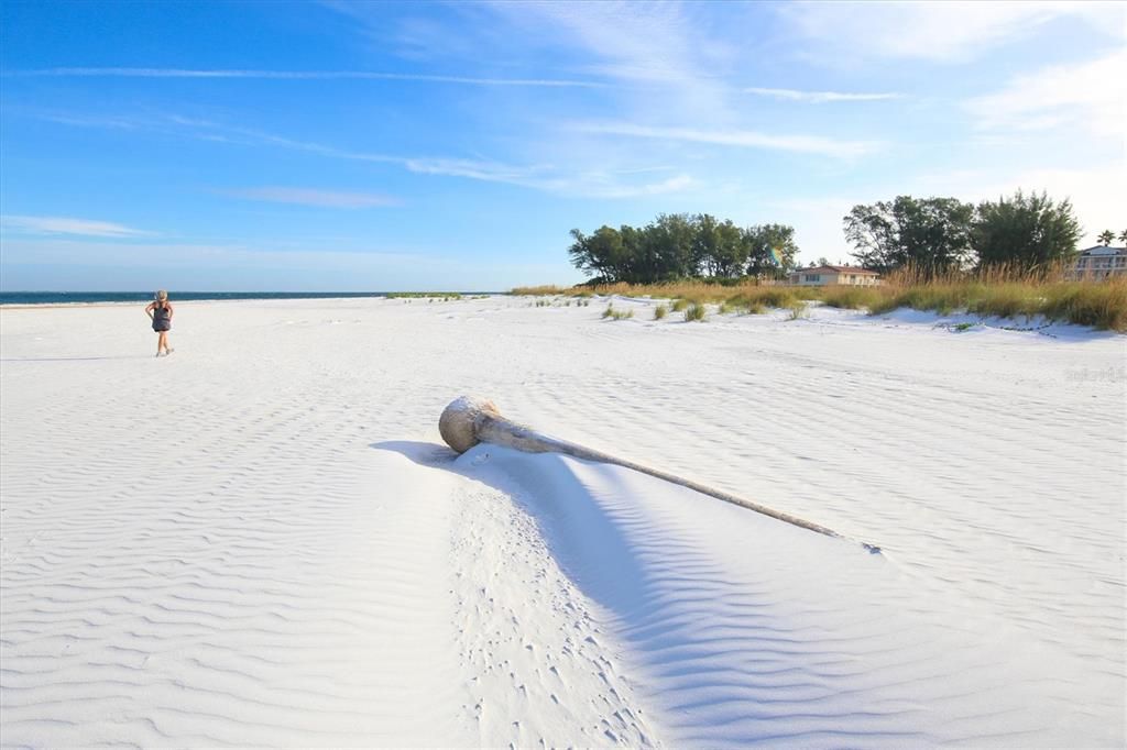 For Sale: $459,400 (3 beds, 2 baths, 1580 Square Feet)