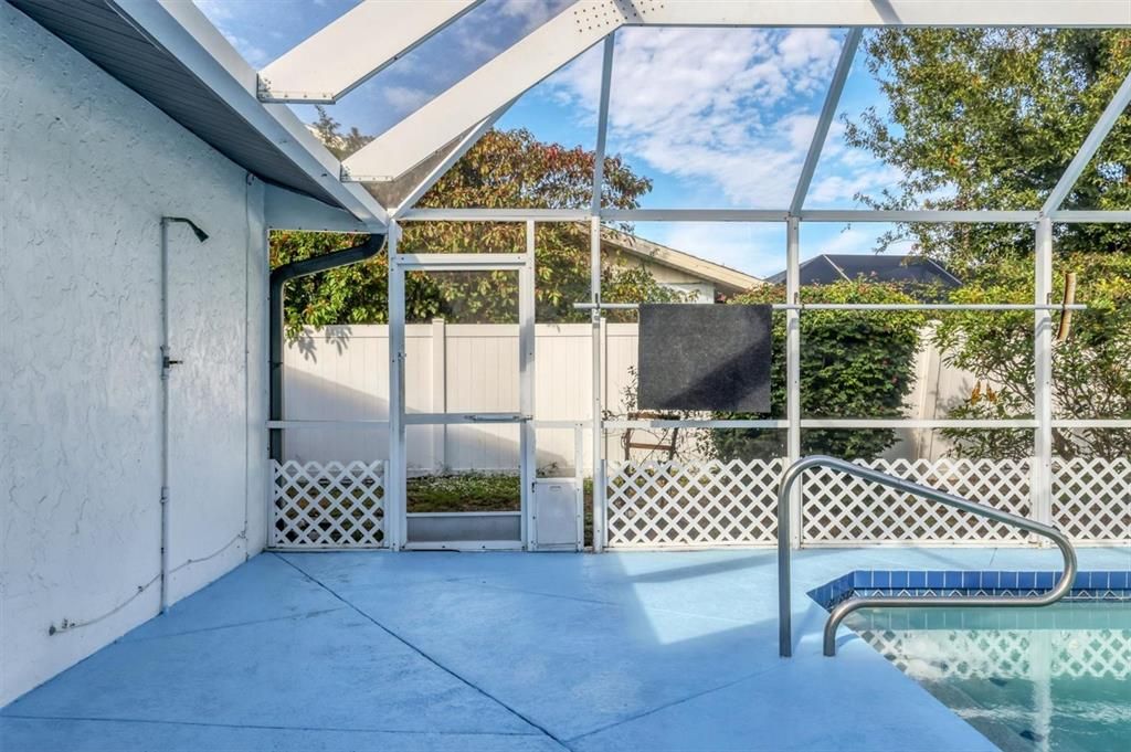 For Sale: $459,400 (3 beds, 2 baths, 1580 Square Feet)