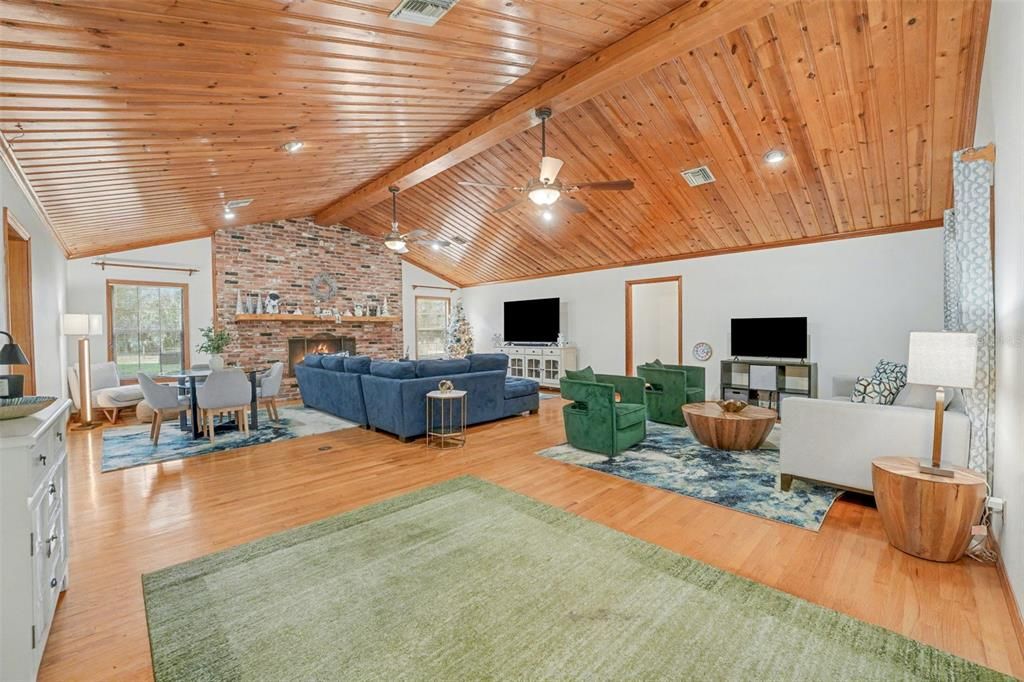 待售: $659,000 (3 贝兹, 3 浴室, 2700 平方英尺)