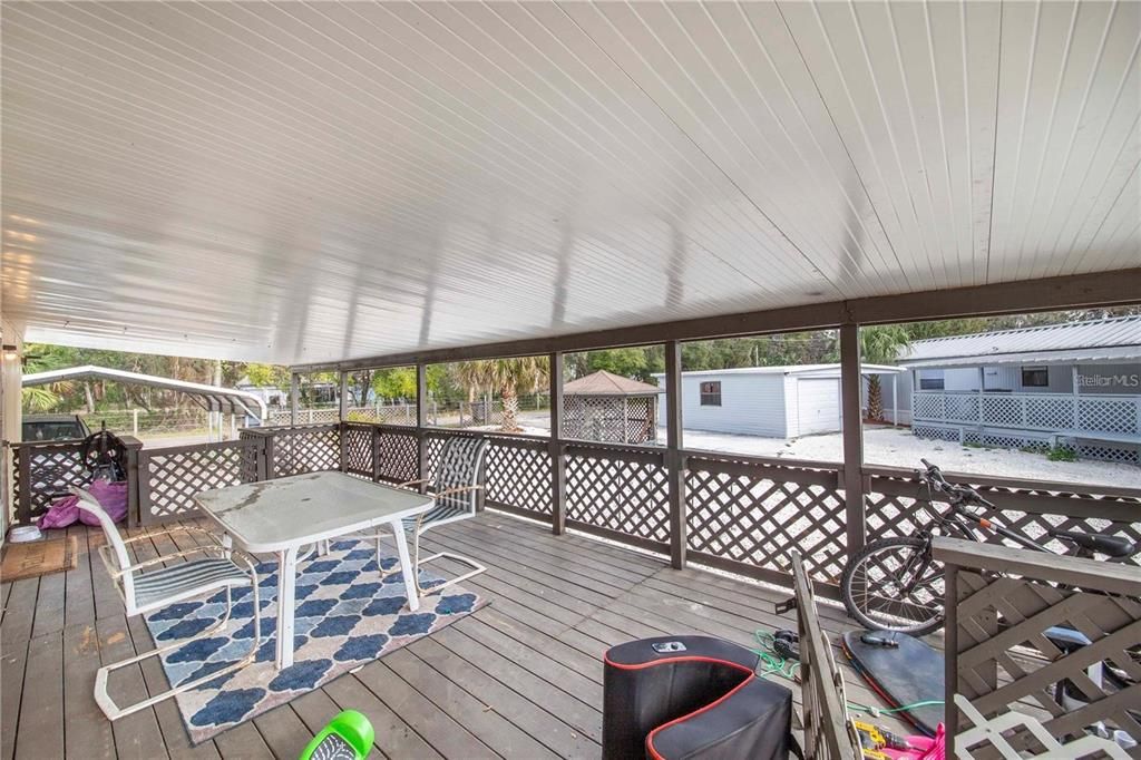 待售: $125,000 (2 贝兹, 2 浴室, 840 平方英尺)