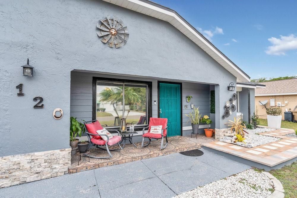 For Sale: $360,000 (3 beds, 2 baths, 1367 Square Feet)