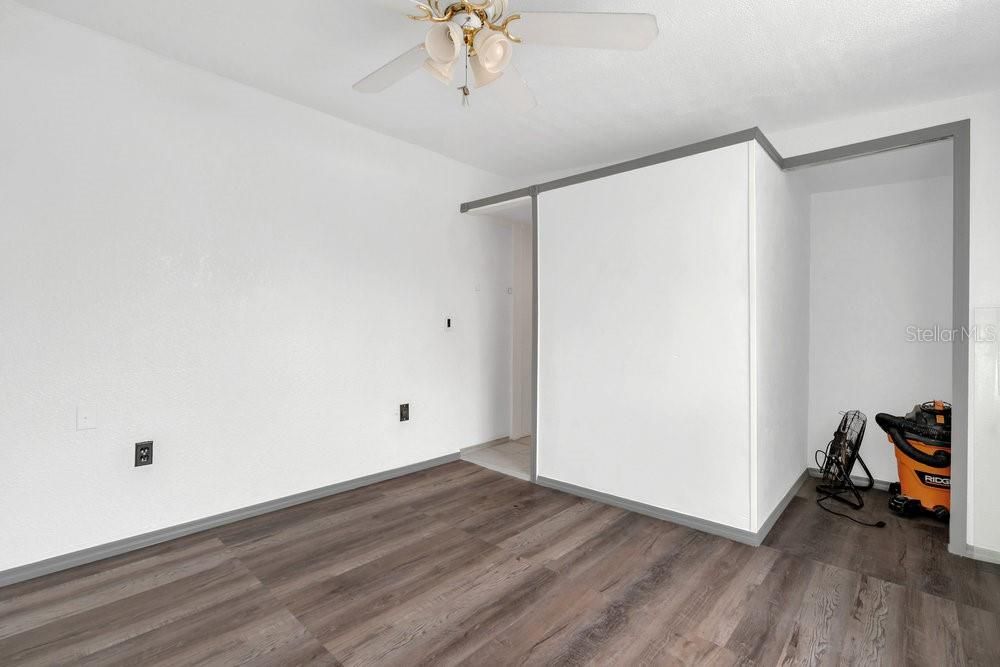 For Sale: $360,000 (3 beds, 2 baths, 1367 Square Feet)