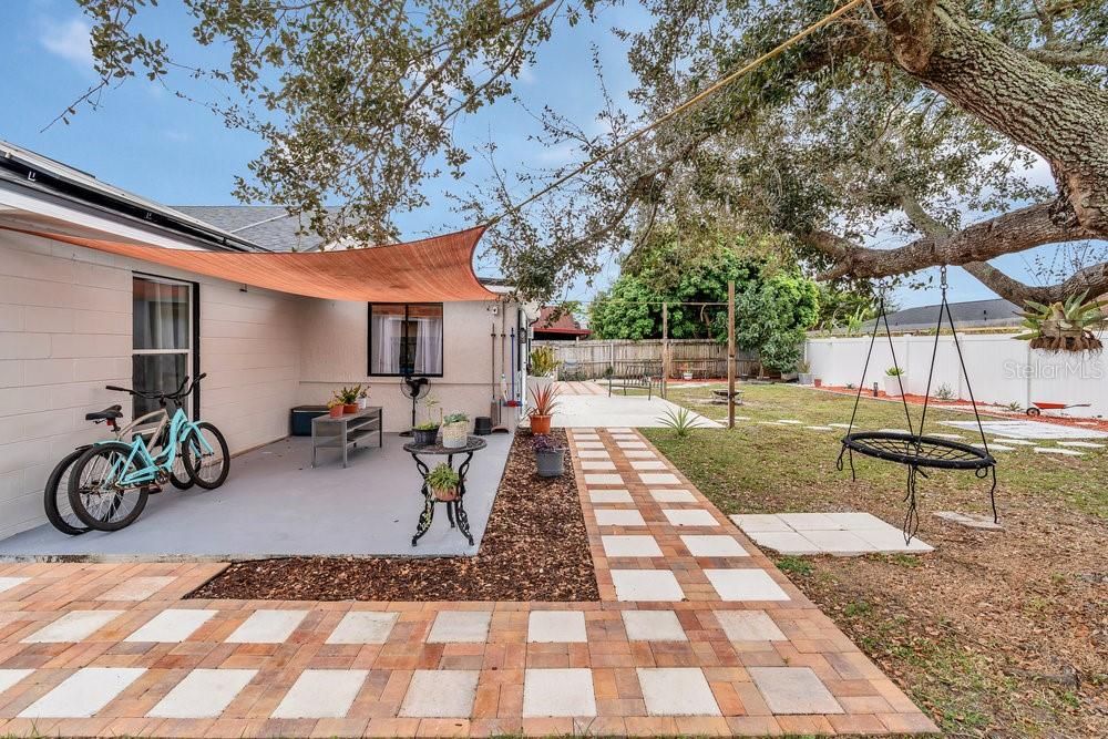 For Sale: $360,000 (3 beds, 2 baths, 1367 Square Feet)