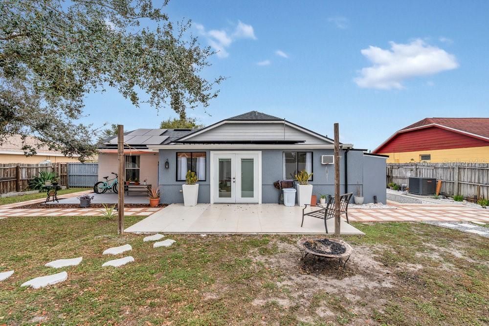 For Sale: $360,000 (3 beds, 2 baths, 1367 Square Feet)