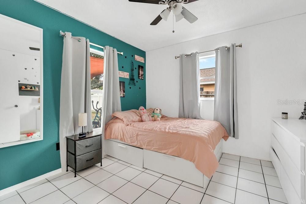 For Sale: $360,000 (3 beds, 2 baths, 1367 Square Feet)