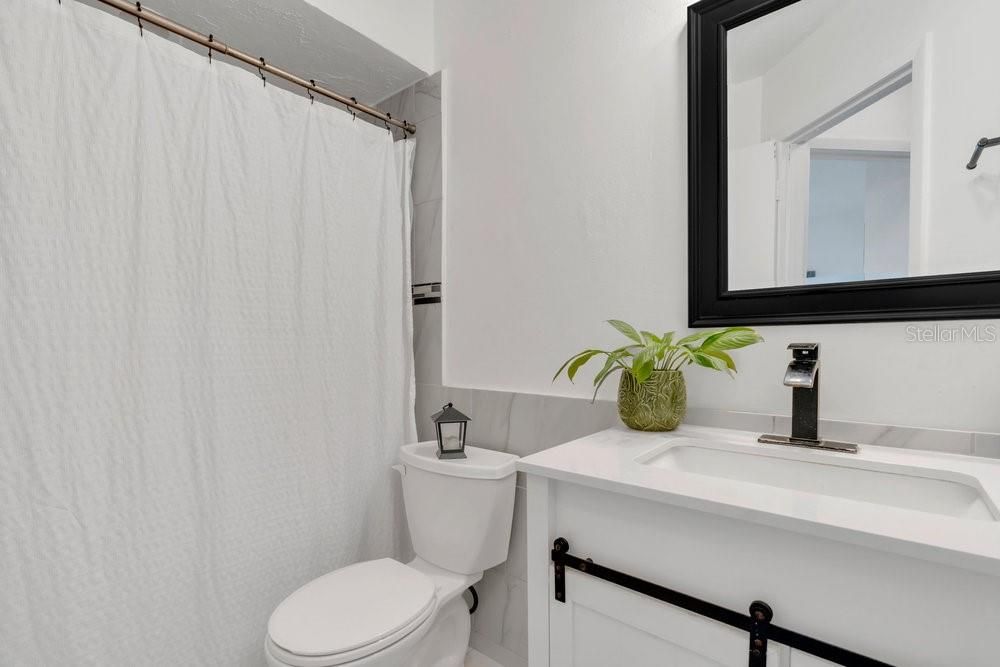 For Sale: $360,000 (3 beds, 2 baths, 1367 Square Feet)