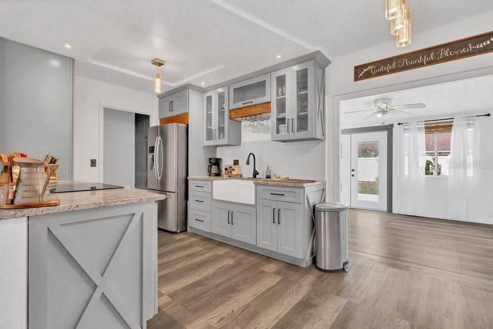 For Sale: $360,000 (3 beds, 2 baths, 1367 Square Feet)