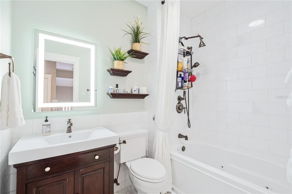 Active With Contract: $910,000 (3 beds, 2 baths, 2453 Square Feet)