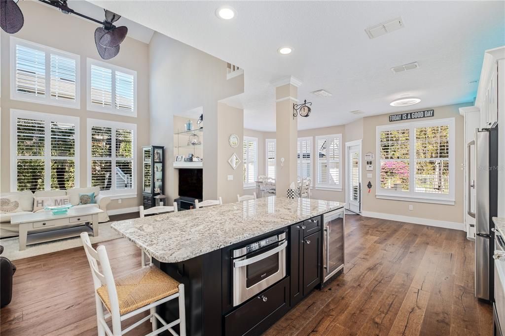 Active With Contract: $910,000 (3 beds, 2 baths, 2453 Square Feet)